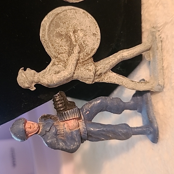 Vintage old toy soldiers figures - Picture 4 of 9